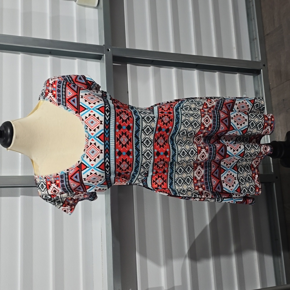 Bobbie Brooks Aztec Lightweight Short Sleeve Knee Length Stetch Dress Size Large
